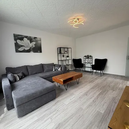 Apartment 3-zimmer-ferienwohnung Am Terrasse&parkplatz *