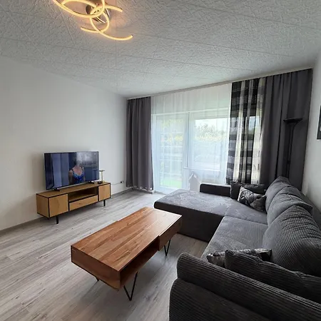 Apartment 3-zimmer-ferienwohnung Am Terrasse&parkplatz *