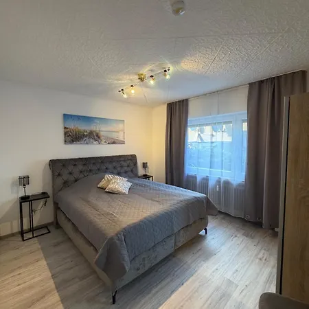 3-zimmer-ferienwohnung Am Terrasse&parkplatz Apartment